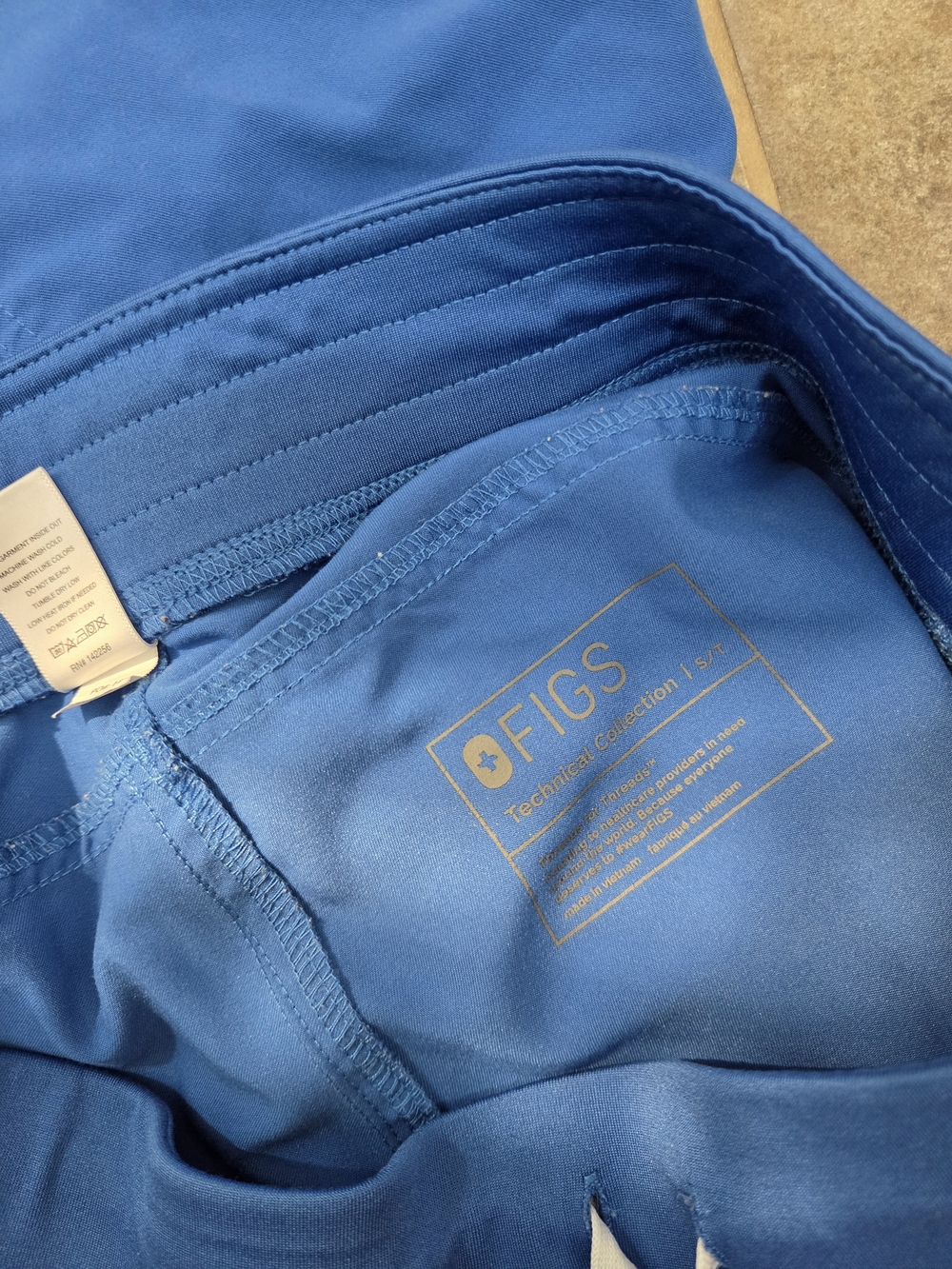 Figs TALL Scrub Pants - Picture 2 of 2